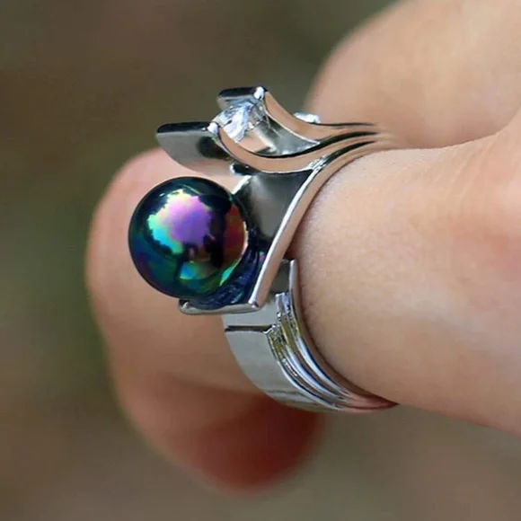 Elegant Silver and Green Pearl Ring size 7 - Picture 5 of 6